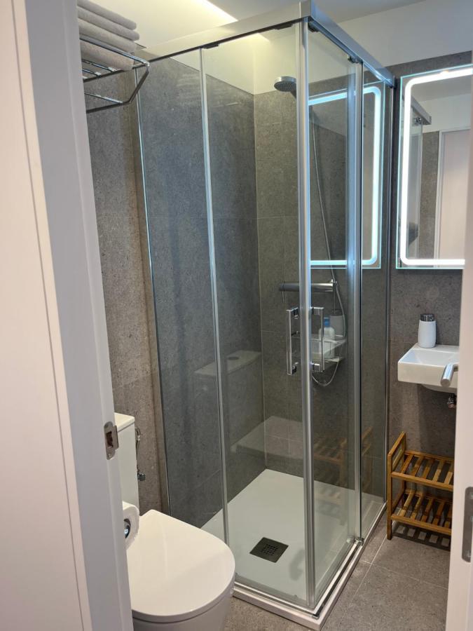 Hostal Charo II Santiago de Compostela Bagian luar foto