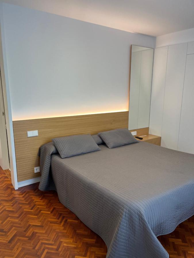 Hostal Charo II Santiago de Compostela Bagian luar foto